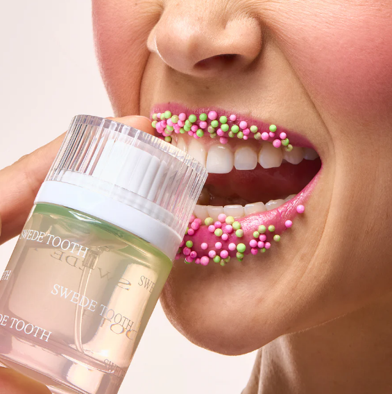 My Experience Wearing Snif Swede Tooth Fragrance